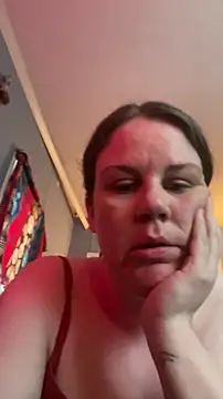 velvetta  online show from February 20, 2026, 4:42 pm