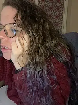 velvetta  online show from November 20, 2025, 5:52 am