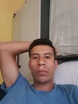 josehot151515 online show from September 17, 2025, 8:44 pm