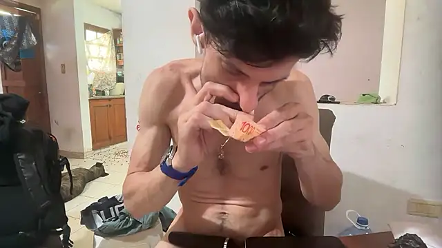 nicolaaaaas online show from January 13, 2026, 3:38 pm