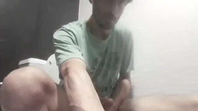 nicolaaaaas online show from October 4, 2025, 5:20 am