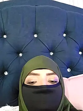 Snapshot of Uzra_hayed chatting on February 23, 2025, 1:46 am Uzra hayed online show from February 23, 2025, 1:46 am