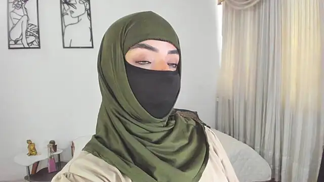 Uzra hayed online show from July 28, 2026, 4:39 pm