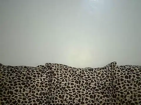 Snapshot of Toxique_ chatting on March 20, 2026, 5:25 pm Toxique online show from March 20, 2026, 5:25 pm