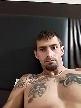 Snapshot of savhorseridecwby chatting on December 18, 2024, 5:48 am savhorseridecwby online show from December 18, 2024, 5:48 am