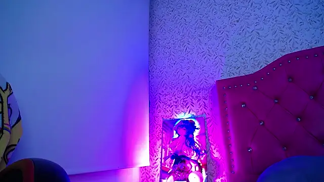 Snapshot of luly_pink chatting on November 26, 2025, 4:34 am luly pink online show from November 26, 2025, 4:34 am