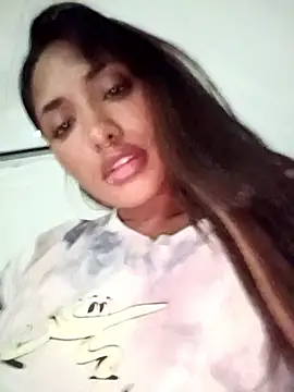 VictoireFeller online show from May 31, 2026, 3:45 am