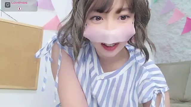 Snapshot of A33-asami chatting on April 4, 2026, 4:52 am A33-asami online show from April 4, 2026, 4:52 am