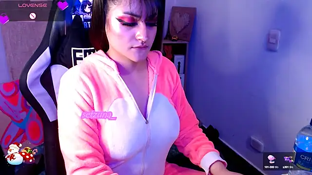 Snapshot of setzuna_ chatting on February 7, 2025, 11:45 pm setzuna  online show from February 7, 2025, 11:45 pm