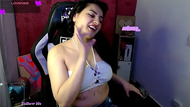Snapshot of setzuna_ chatting on February 19, 2025, 11:57 pm setzuna  online show from February 19, 2025, 11:57 pm