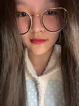 Krixxi22 online show from February 1, 2026, 4:38 pm