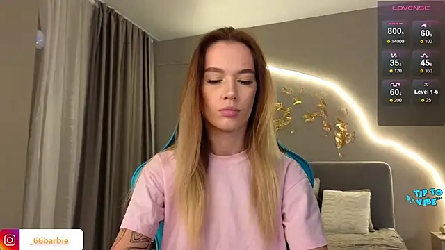 Snapshot of BBabyShark chatting on March 21, 2025, 8:39 am BBabyShark online show from March 21, 2025, 8:39 am