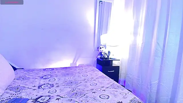 MeganLorensx online show from November 16, 2025, 7:29 pm