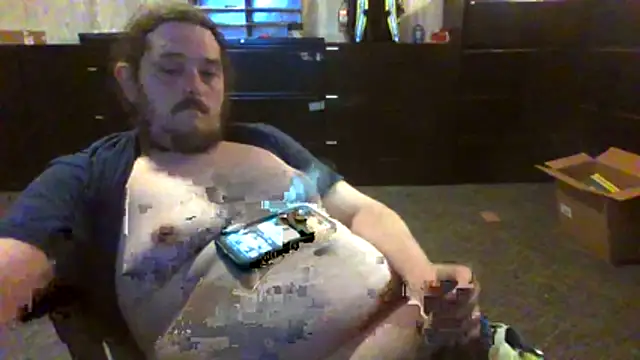 daddysmalldick502 online show from June 15, 2026, 1:22 pm