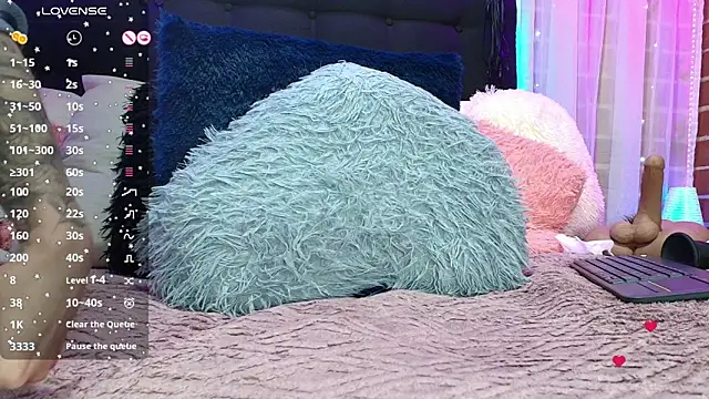 Hanna horny  online show from February 20, 2026, 6:19 am