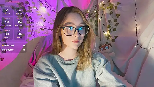 Snapshot of monlight__dana chatting on December 3, 2024, 1:49 pm monlight dana online show from December 3, 2024, 1:49 pm