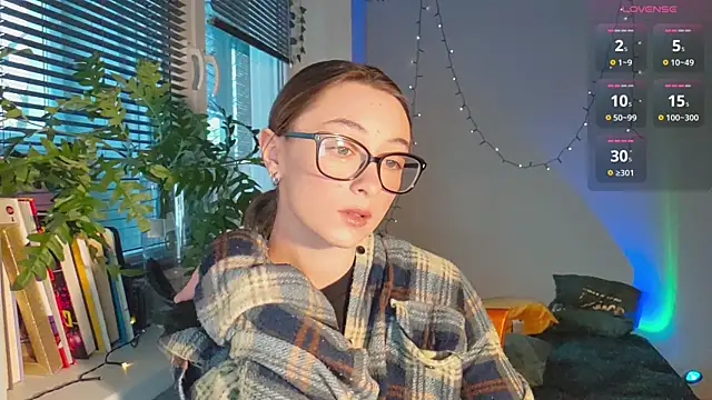 Snapshot of monlight__dana chatting on January 15, 2025, 2:24 pm monlight dana online show from January 15, 2025, 2:24 pm