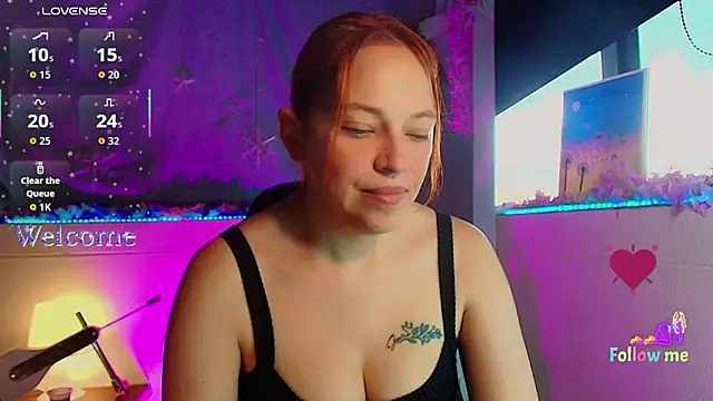 mariana scott   online show from November 10, 2025, 10:15 pm