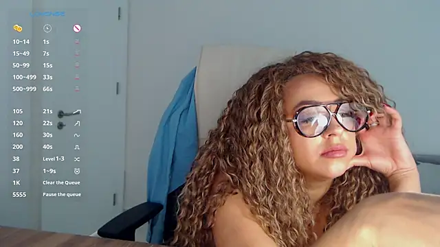  Just a queen 3 online show from February 23, 2026, 9:32 am