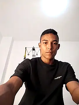 Demiansteven2 online show from December 3, 2025, 3:44 pm