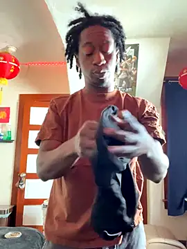 GersonGil1 online show from September 9, 2025, 3:32 pm