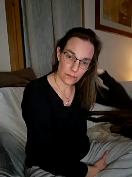 SpiceLea online show from January 20, 2025, 9:22 pm