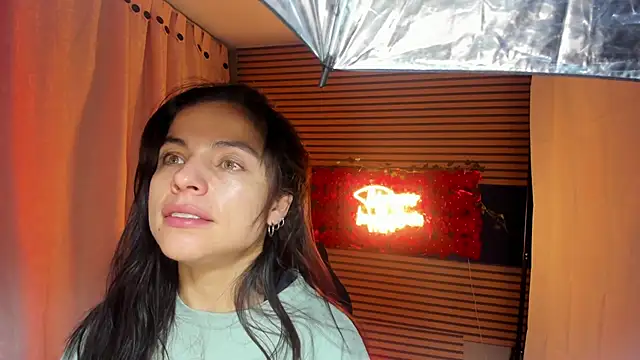 rosse 2504 online show from October 28, 2025, 5:34 pm