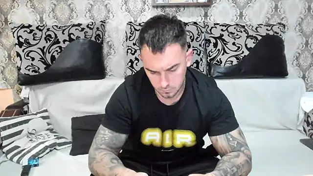 Jonmusclemaster online show from November 13, 2025, 8:13 pm