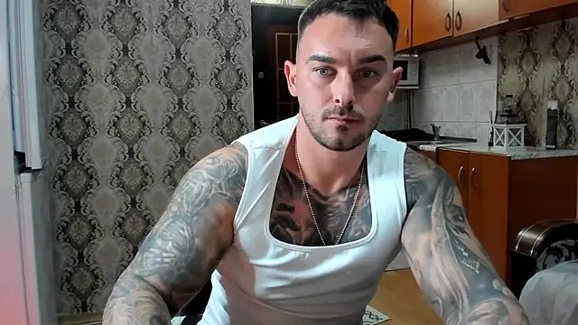 Jonmusclemaster online show from October 29, 2025, 8:41 pm