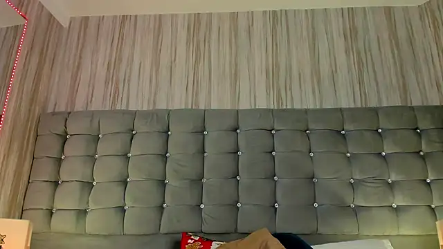 Snapshot of Poacahontasfg chatting on December 21, 2025, 4:03 am Poacahontasfg online show from December 21, 2025, 4:03 am