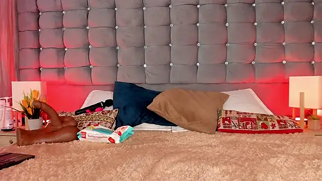 Snapshot of Poacahontasfg chatting on February 4, 2026, 3:56 am Poacahontasfg online show from February 4, 2026, 3:56 am