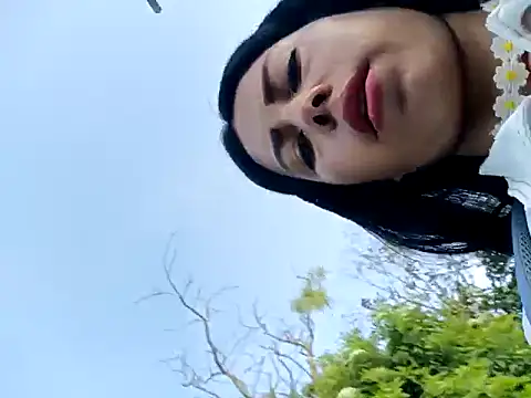  andrea30 online show from September 24, 2025, 12:00 pm