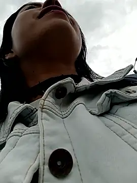  andrea30 online show from October 3, 2025, 12:06 pm