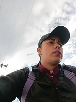  andrea30 online show from October 14, 2025, 11:44 am