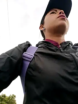  andrea30 online show from September 17, 2025, 11:34 am