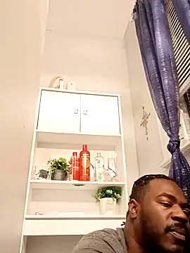 Snapshot of MRHANDSOME3800 chatting on January 9, 2026, 2:29 am MRHANDSOME3800 online show from January 9, 2026, 2:29 am