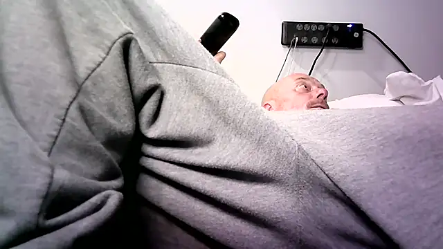 deepinnnnn online show from November 2, 2025, 4:17 am