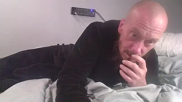 deepinnnnn online show from October 23, 2025, 3:05 am