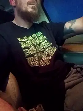 deepinnnnn online show from October 10, 2025, 11:27 pm