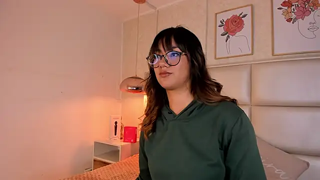 Snapshot of Aily_Yozuko chatting on January 9, 2026, 2:29 am Aily Yozuko online show from January 9, 2026, 2:29 am