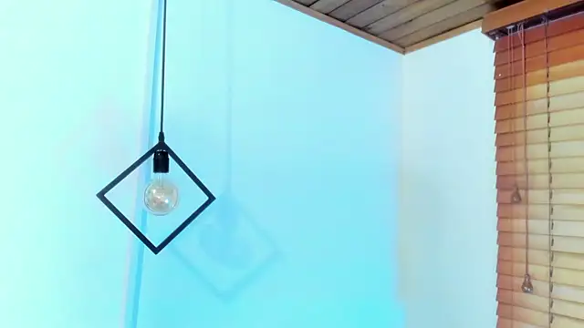 GENNESIS LOVE online show from November 12, 2025, 4:27 am