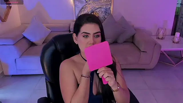 AngelicaVega online show from November 21, 2025, 8:52 pm