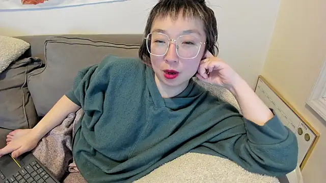 Snapshot of luxgray chatting on March 10, 2025, 3:45 am luxgray online show from March 10, 2025, 3:45 am