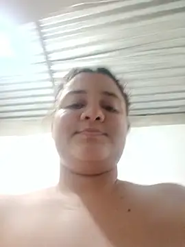 Liancy online show from December 21, 2025, 7:26 pm