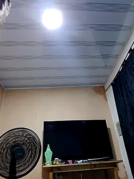 Liancy online show from February 11, 2026, 2:33 am