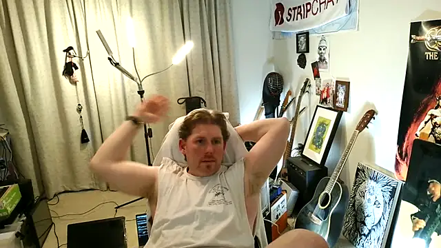 Snapshot of Rock_Pierce chatting on May 26, 2026, 7:23 pm Rock Pierce online show from May 26, 2026, 7:23 pm