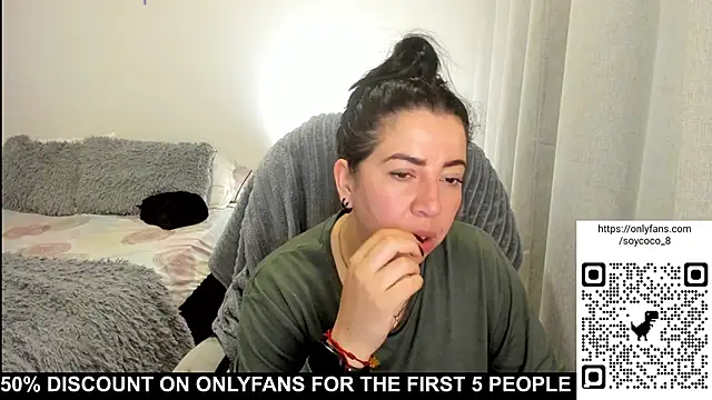 Snapshot of Im_coco chatting on March 12, 2026, 12:49 am Im coco online show from March 12, 2026, 12:49 am