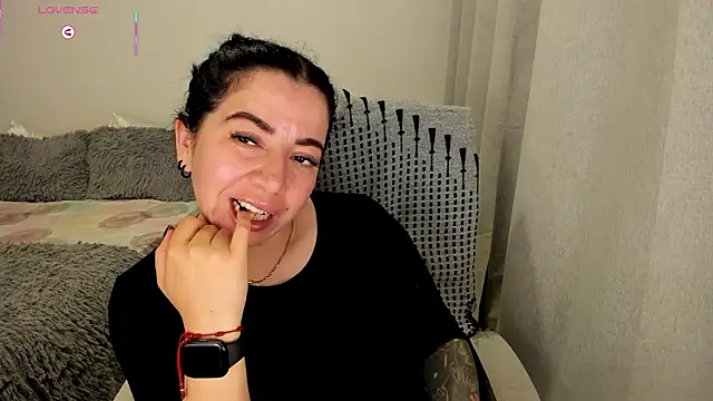 Snapshot of Im_coco chatting on March 5, 2026, 2:08 am Im coco online show from March 5, 2026, 2:08 am