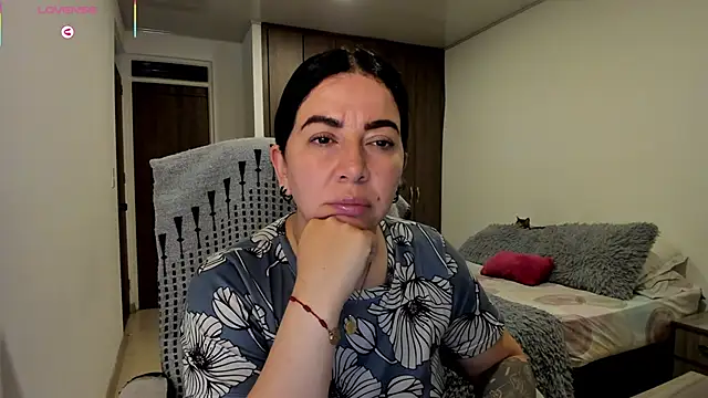 Snapshot of Im_coco chatting on February 22, 2026, 11:50 pm Im coco online show from February 22, 2026, 11:50 pm