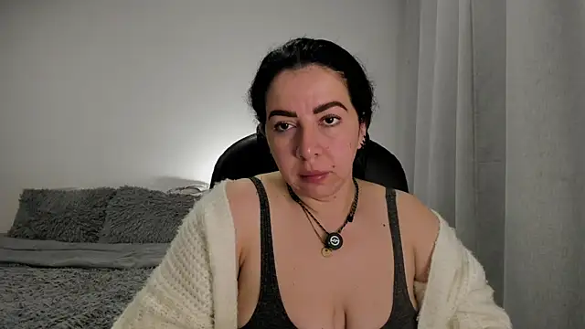 Snapshot of Im_coco chatting on April 15, 2026, 11:38 pm Im coco online show from April 15, 2026, 11:38 pm